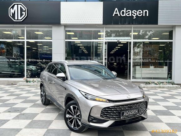 MG Bayii ADAŞEN'den 6.700KM 'İLK EL' 2024 HS (YENİ KASA) LUXURY