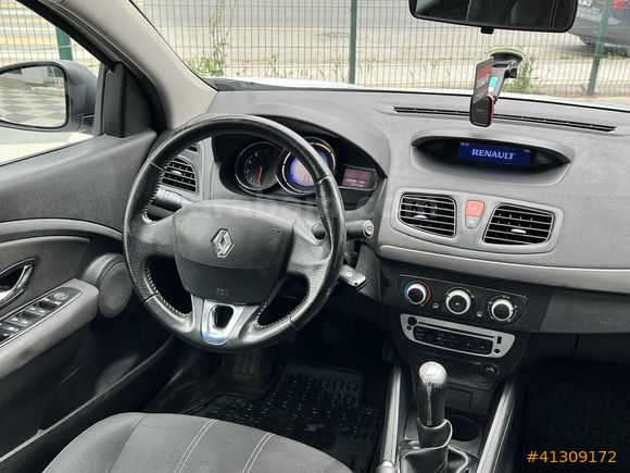 ADAŞEN'den 2015 RENAULT FLUENCE DEĞİŞENSİZ