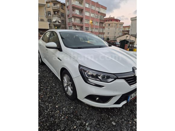 Galeriden Renault Megane 1.5 Blue DCI Touch 2020 Model İstanbul