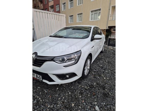 Galeriden Renault Megane 1.5 Blue DCI Touch 2020 Model İstanbul