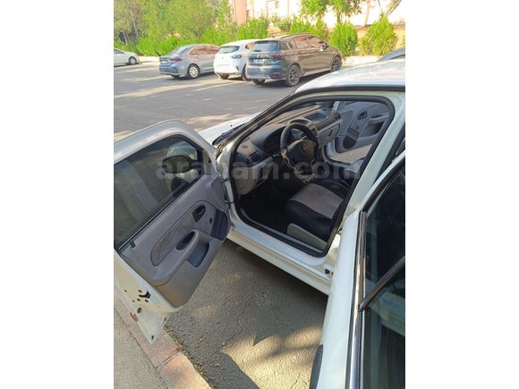 Sahibinden Renault Clio 1.4 2003 Model