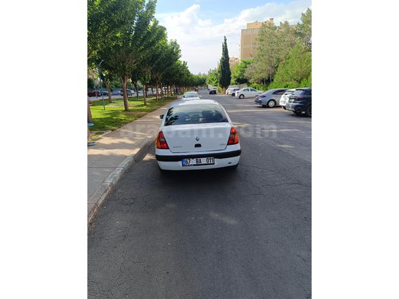 Sahibinden Renault Clio 1.4 2003 Model