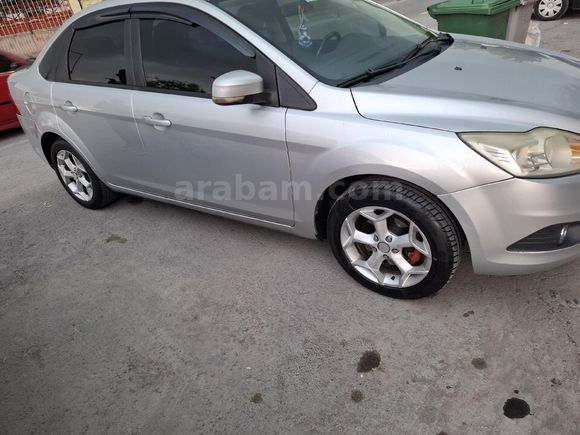 Sahibinden Ford Focus 1.6 Trend X 2011 Model  305.000 km Gri