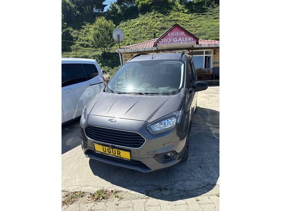 Galeriden Ford Tourneo Courier 1.5 EcoBlue Titanium 2023 Model Rize