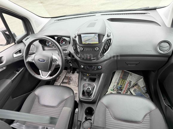 Galeriden Ford Tourneo Courier 1.5 EcoBlue Titanium 2023 Model Rize