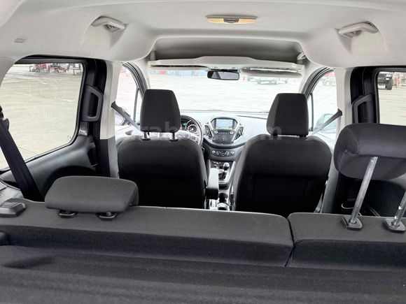 Galeriden Ford Tourneo Courier 1.5 EcoBlue Titanium 2023 Model Rize