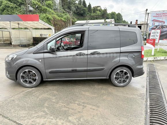 Galeriden Ford Tourneo Courier 1.5 EcoBlue Titanium 2023 Model Rize