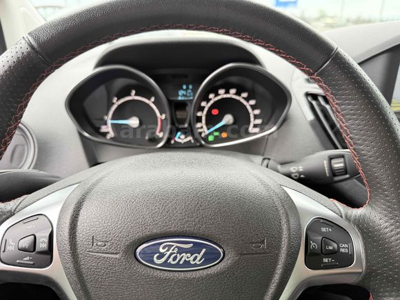 Galeriden Ford Tourneo Courier 1.5 EcoBlue Titanium 2023 Model Rize