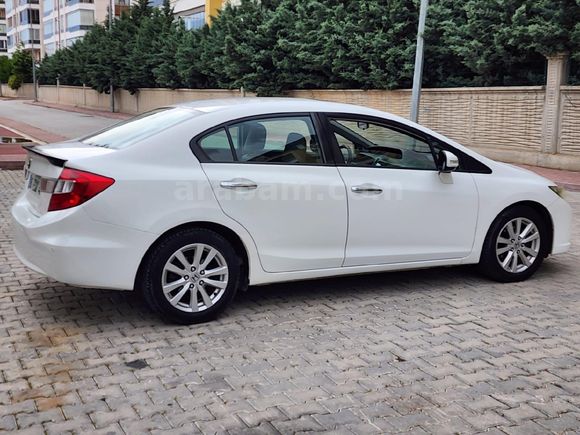 AKADEMİ AUTO DAN OTOMATİK ELEGANCE CİVİC