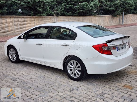 AKADEMİ AUTO DAN OTOMATİK FB 7 ELEGANCE CİVİC
