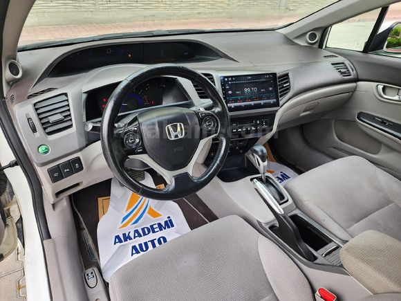 AKADEMİ AUTO DAN OTOMATİK ELEGANCE CİVİC