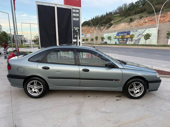 Sahibinden Renault Laguna 2.0 RXE 1998 Model 