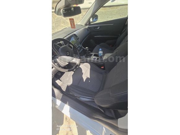(KAPORASI ALINDI)Sahibinden Renault Talisman 1.6 dCi Touch 2016 Model  147.000 km Beyaz