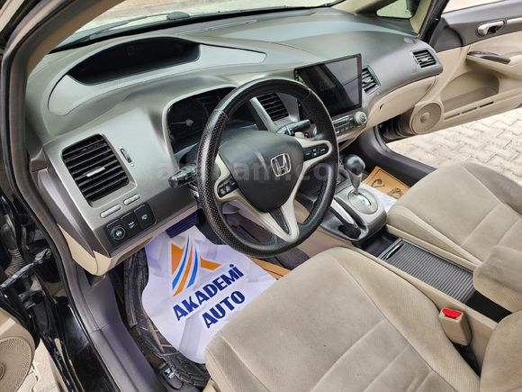 AKADEMİ AUTO DAN OTOMATİK ELEGANCE CİVİC DEĞİŞENSİZ