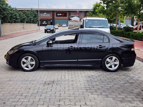 AKADEMİ AUTO DAN OTOMATİK ELEGANCE CİVİC DEĞİŞENSİZ