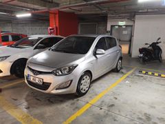 Sahibinden Hyundai i20 1.4 CRDi Jump 2013 Model  195.000 km Gri