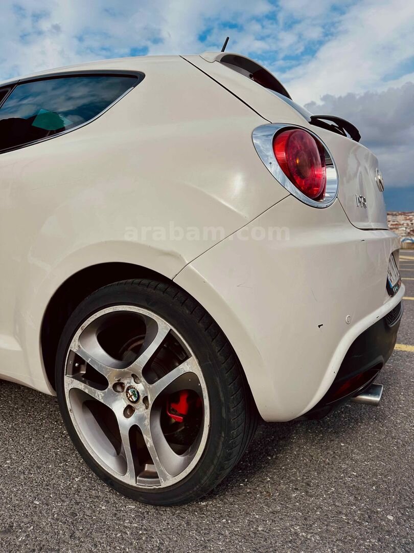 Sahibinden Alfa Romeo MiTo 1.4 T MultiAir Sportivo 2012 Model İstanbul 135.000 km Beyaz 7