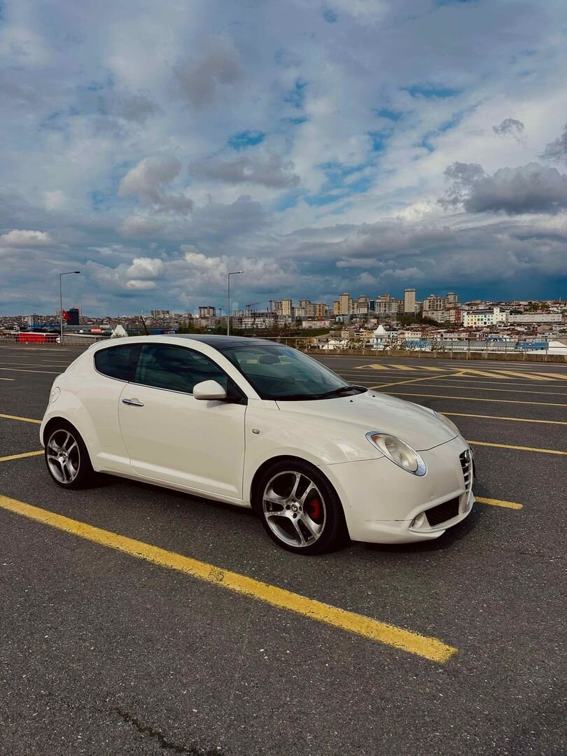Sahibinden Alfa Romeo MiTo 1.4 T MultiAir Sportivo 2012 Model İstanbul 135.000 km Beyaz 4