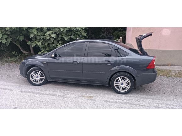 Sahibinden Ford Focus 1.6 TDCi Ghia 2008 Model