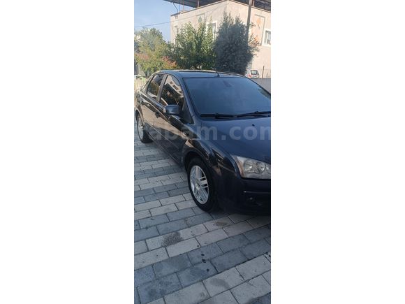 Sahibinden Ford Focus 1.6 TDCi Ghia 2008 Model