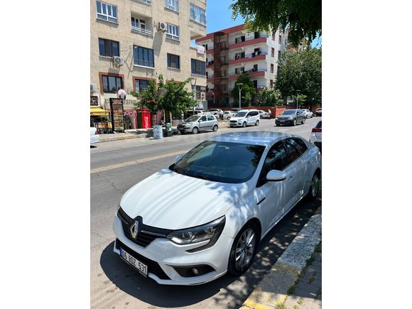 Sahibinden Renault Megane 1.5 dCi Touch 2018 Model  206.000 km Beyaz