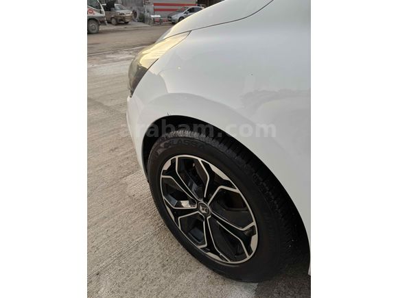 Sahibinden Renault Clio 1.5 dCi Joy 2017 Model 