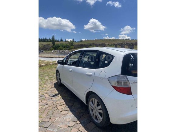 SAĞLIKÇIDAN HONDA JAZZ