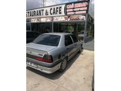 Sahibinden Renault R 19 1.6 Europa RT 1995 Model İzmir klimalı hidrolik direksiyon park sensörü var