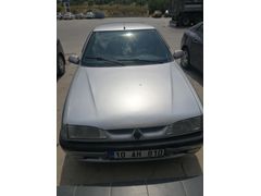 Sahibinden Renault R 19 1.6 Europa RT 1995 Model İzmir klimalı hidrolik direksiyon park sensörü var
