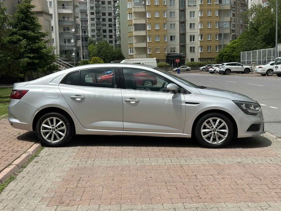 Galeriden Renault Megane 1.5 dCi Touch 2017 Model Kayseri