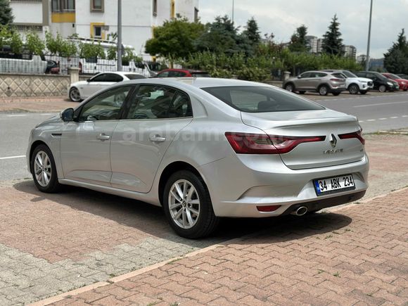 Galeriden Renault Megane 1.5 dCi Touch 2017 Model Kayseri