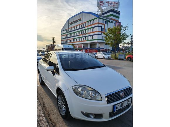 Sahibinden Fiat Linea 1.3 Multijet Active Plus 2012 Model  125.000 km Beyaz