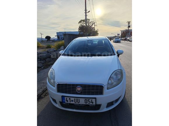 Sahibinden Fiat Linea 1.3 Multijet Active Plus 2012 Model  125.000 km Beyaz