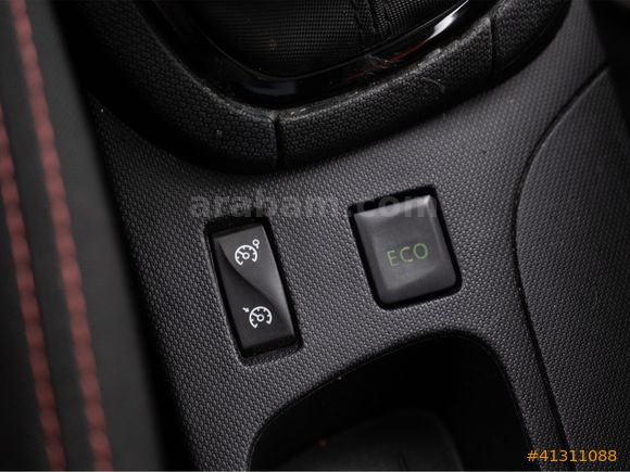 OTOSTORE'DAN Clio 0.9 TCe Turbo Icon 2012