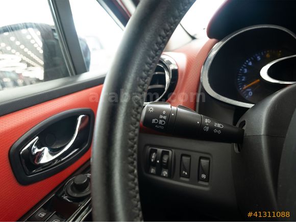 OTOSTORE'DAN Clio 0.9 TCe Turbo Icon 2012
