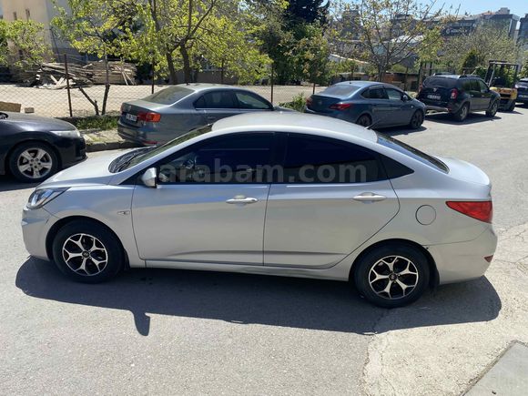 Sahibinden Hyundai Accent Blue 