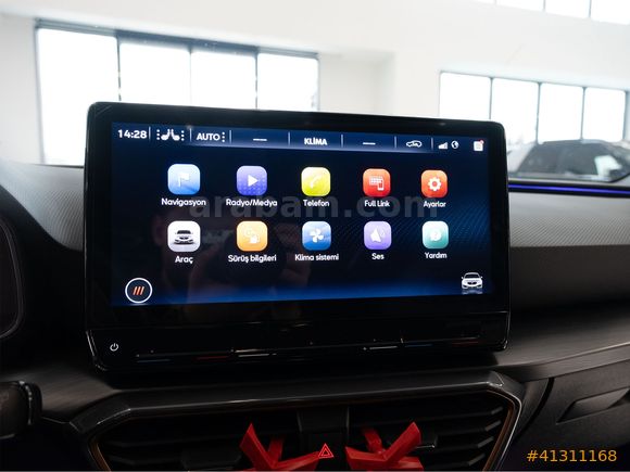 OTOSTORE'DAN Leon 1.5 eTSI Mhev DSG 2024