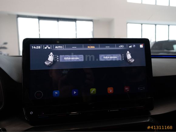 OTOSTORE'DAN Leon 1.5 eTSI Mhev DSG 2024
