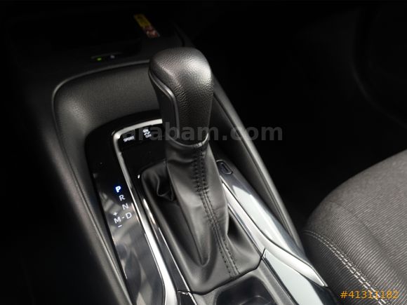 OTOSTORE'DAN COROLLA 1.5 DREAM MULTIDRIVE S 2023