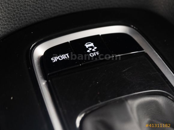 OTOSTORE'DAN COROLLA 1.5 DREAM MULTIDRIVE S 2023