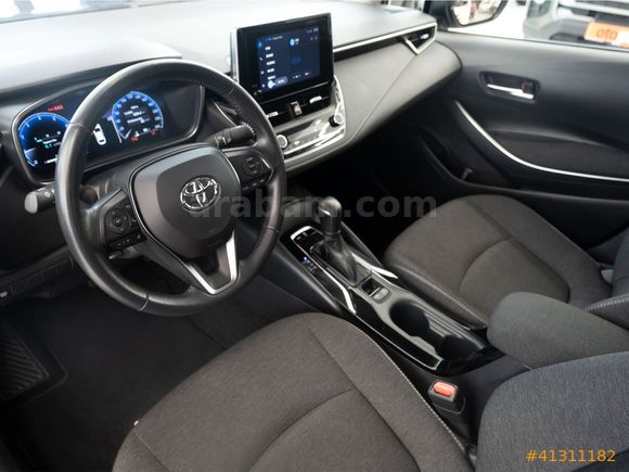OTOSTORE'DAN COROLLA 1.5 DREAM MULTIDRIVE S 2023