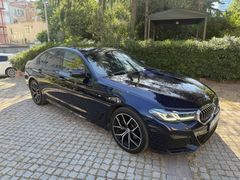 BMW 5 520i 50th Year M Edition 2023   Lazer-Vakum-19inc-2028 Uzatılmış Garanti