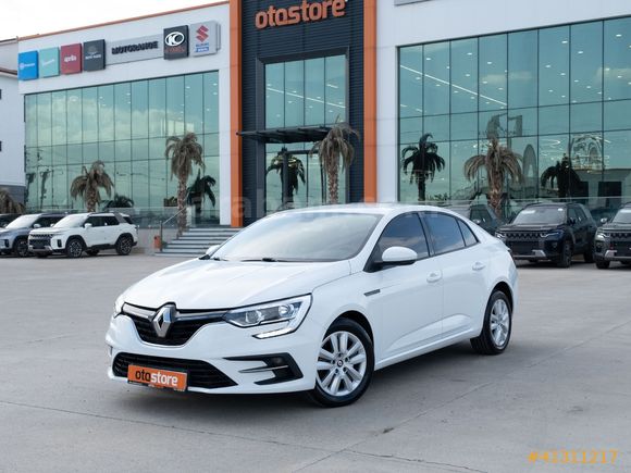OTOSTORE'DAN Megane Sedan 1.3 TCe Joy Comfort EDC 2021