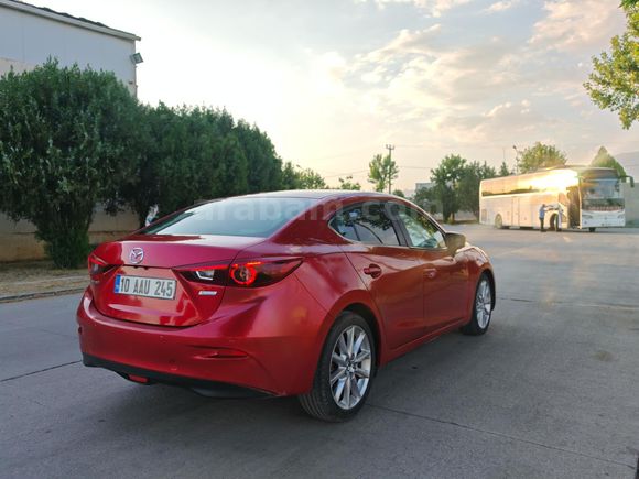 Sahibinden Mazda 3 1.5 SkyActive-G Power Sense 2018 Model