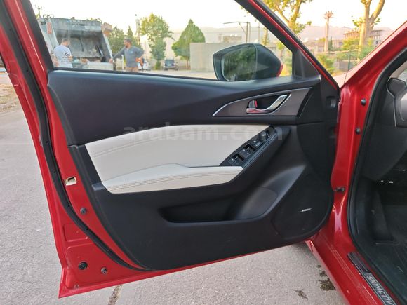 Sahibinden Mazda 3 1.5 SkyActive-G Power Sense 2018 Model