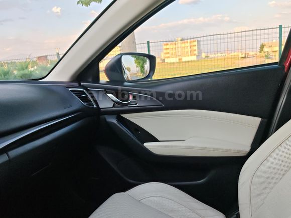 Sahibinden Mazda 3 1.5 SkyActive-G Power Sense 2018 Model