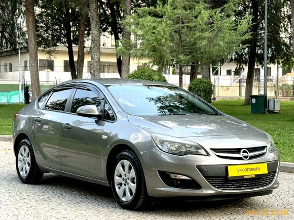 HATASIZ OPEL ASTRA 1.6 EDİTİON PLUS 2016 MODEL SERVİS BAKIMLI !