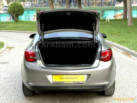 HATASIZ OPEL ASTRA 1.6 EDİTİON PLUS 2016 MODEL SERVİS BAKIMLI !