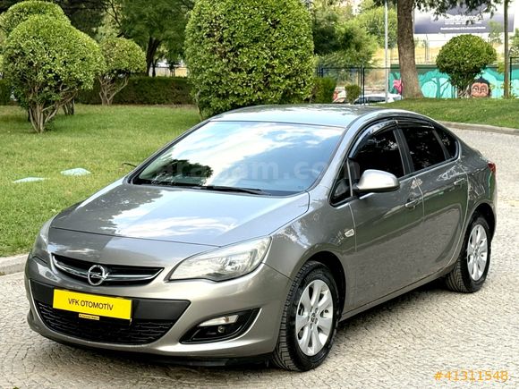 HATASIZ OPEL ASTRA 1.6 EDİTİON PLUS 2016 MODEL SERVİS BAKIMLI !