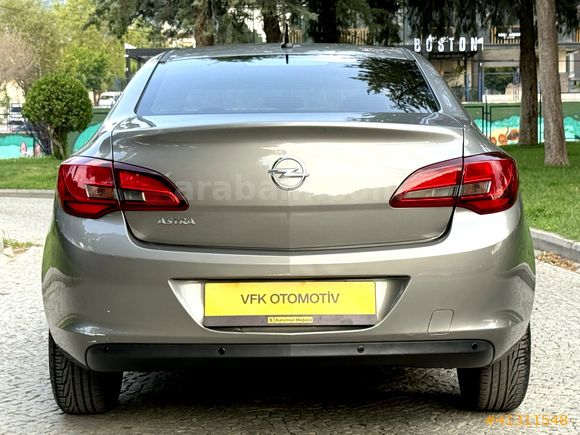 HATASIZ OPEL ASTRA 1.6 EDİTİON PLUS 2016 MODEL SERVİS BAKIMLI !